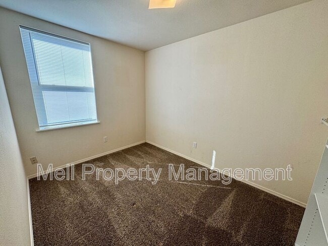 Photo - 642 1/2 Dearborn Ave