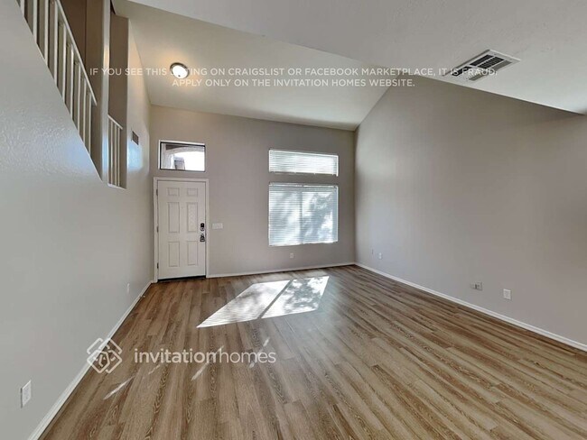 Photo - 15830 W Papago St