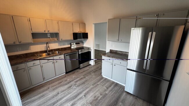 Photo - 400 Sherwood Green Ct