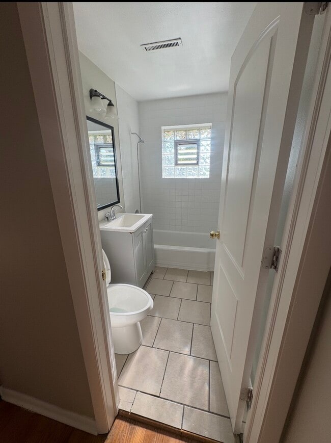 Photo - 18446 Torrence Ave