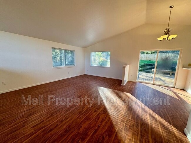 Photo - 101 E Heatherwood Ct