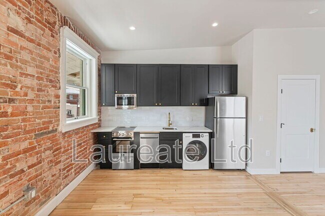 Photo - 1256 N Clarkson St Unit #4