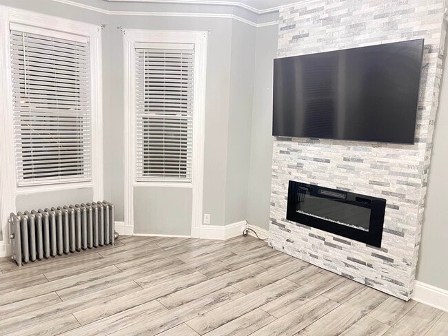 Photo - 6126 Washington St Unit 2