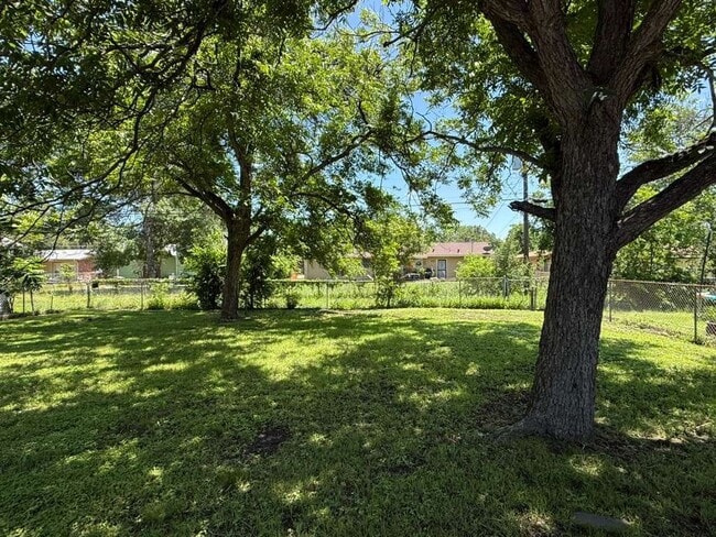 Photo - 4938 Bernadine Dr