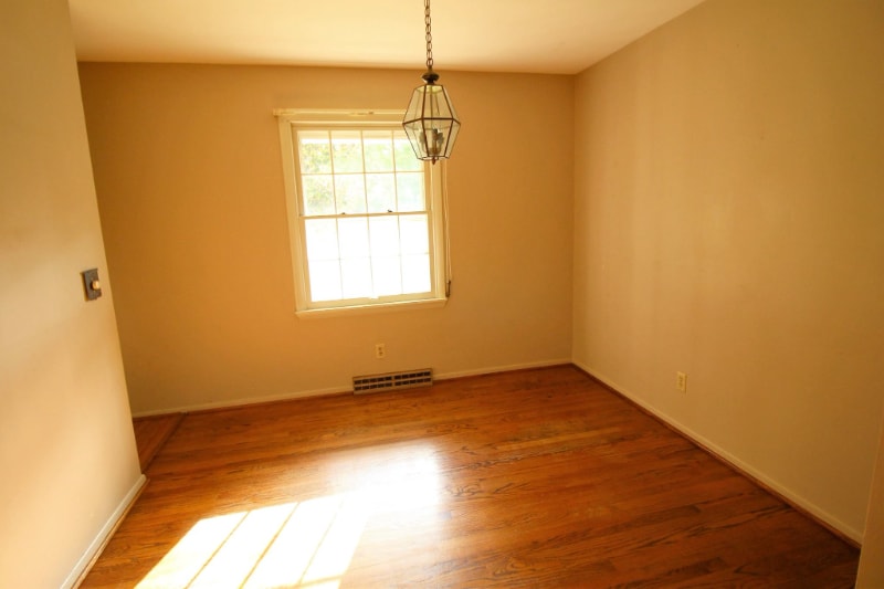 Photo - 2004 N Salisbury St