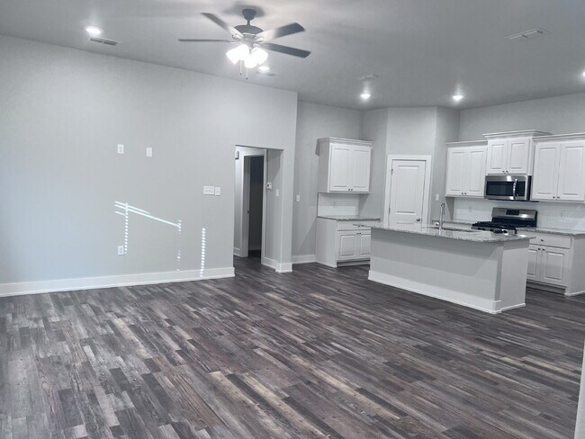 Photo - 3-bedroom in South Lubbock | Modern Finishes | Cooper ISD