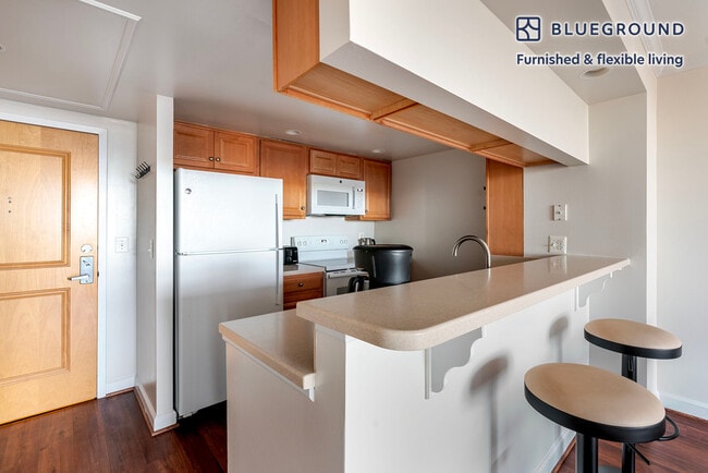 Photo - 3900 Fairfax Dr Unidad FL16-ID1204