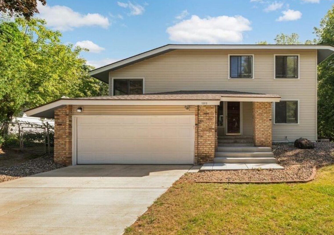 Photo - 13313 Lakeview Dr