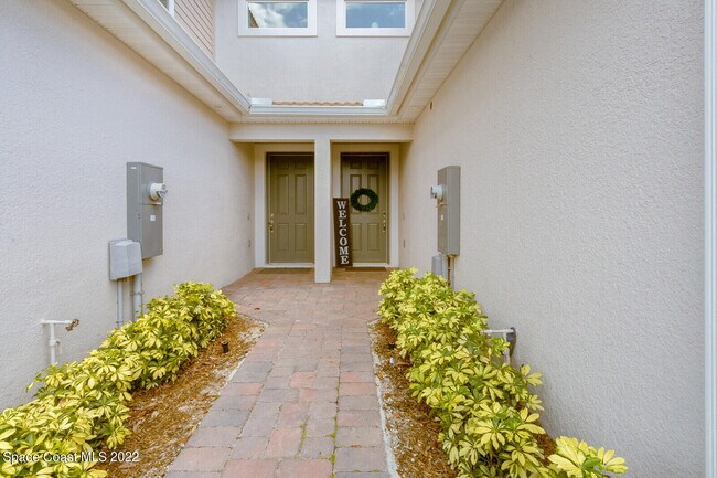 Photo - 1470 Isabella Dr