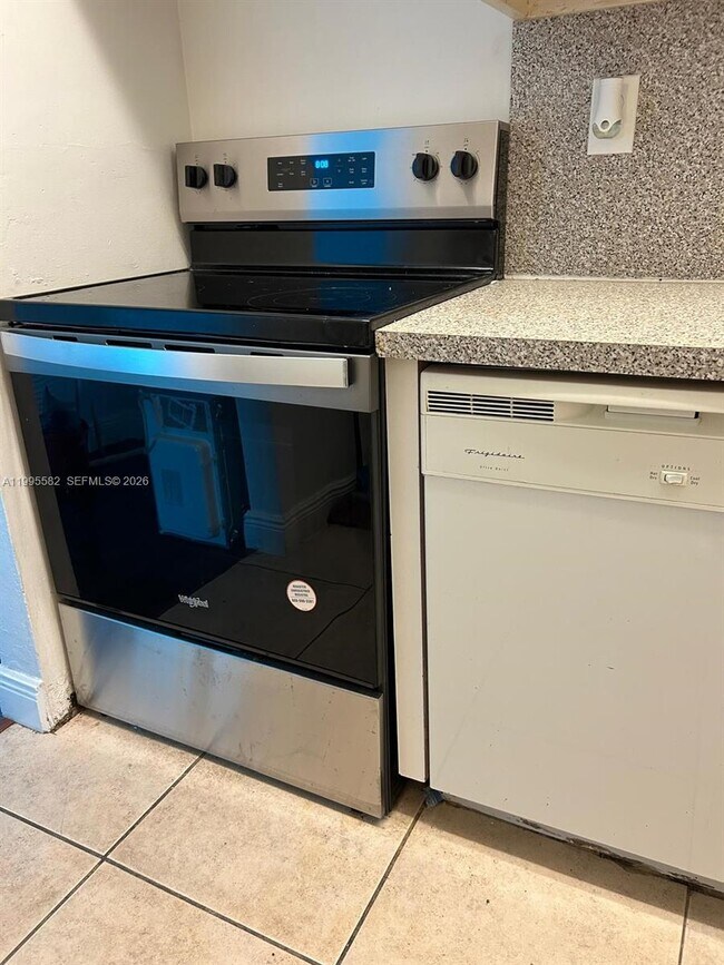 Photo - 1805 Sans Souci Blvd Unit 528