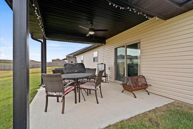 3401 Yellowwood Dr
