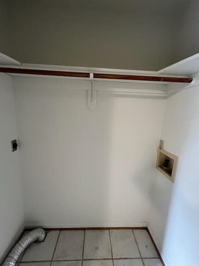 Photo - 2013 Wallace Ave NE Unit 2015 Wallace Ave NE