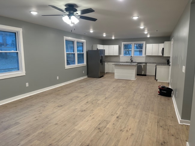 Photo - 316 Valley View Dr