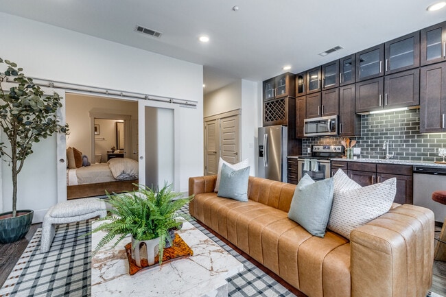 Photo - Mirasol Park Lane