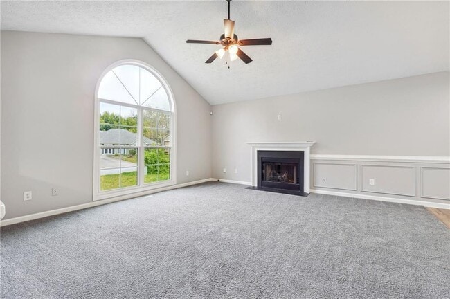 Photo - 805 Grindstone Pl SW