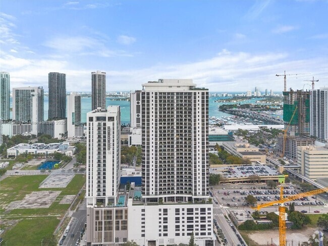 Building Photo - 1600 NE 1st Ave Unit 3518 Rental