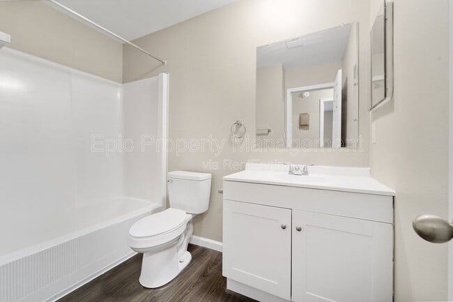 Photo - 11435 Old Goddard Rd Unidad 3 21