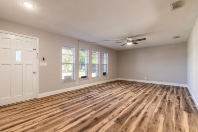 Photo - 623 Sherman Rd