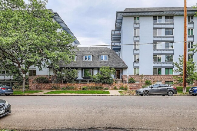 Photo - 555 E 10th Ave