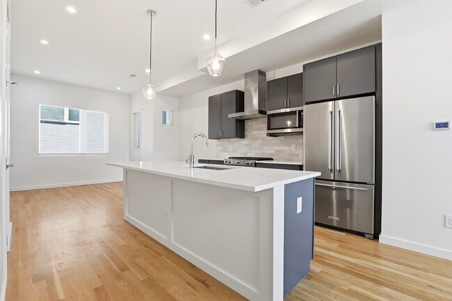 Photo - $2,745.95, 2-bed, 2.5 bath, located in Denver with a Rooftop Patio