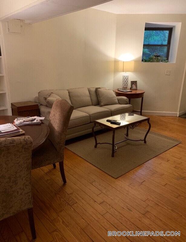 1728 Beacon St Unidad B