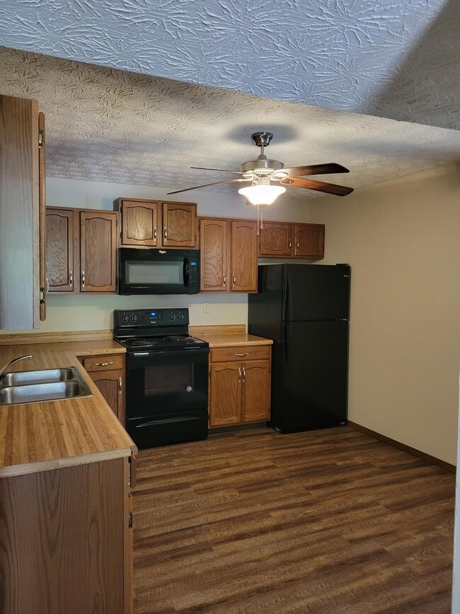 Photo - 1104 Roosevelt St