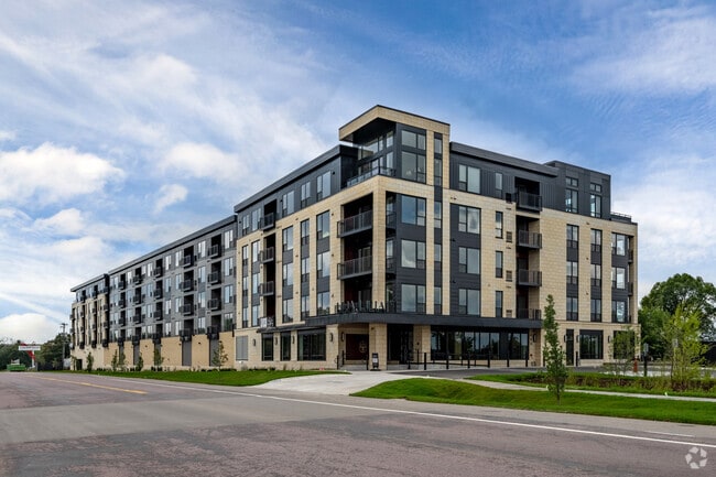 Lilia Apartments