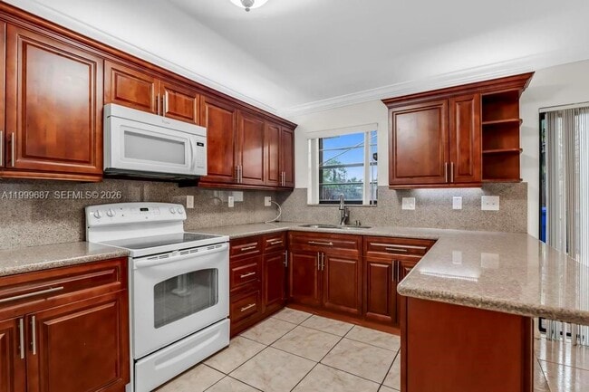 Photo - 8107 SW 23rd Ct