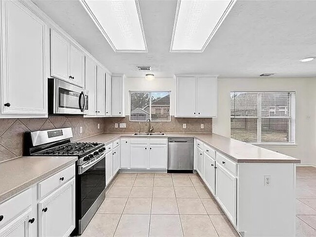 Photo - 20127 Broad Run Ln