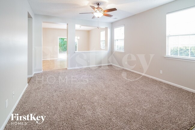 Photo - 112 Chemistry Cir