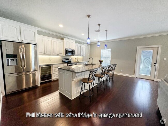 Building Photo - Furnished and utilities included! 1 bedro... Rental