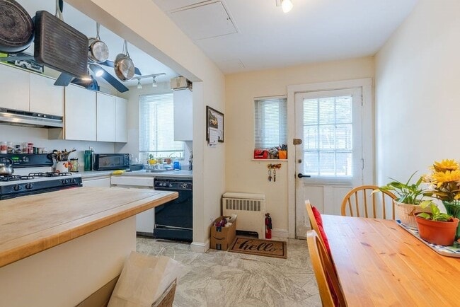 Photo - 22 Saint Paul St Unidad #1