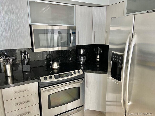 Photo - 1155 Brickell Bay Dr Unit The Mark Brickell Bay