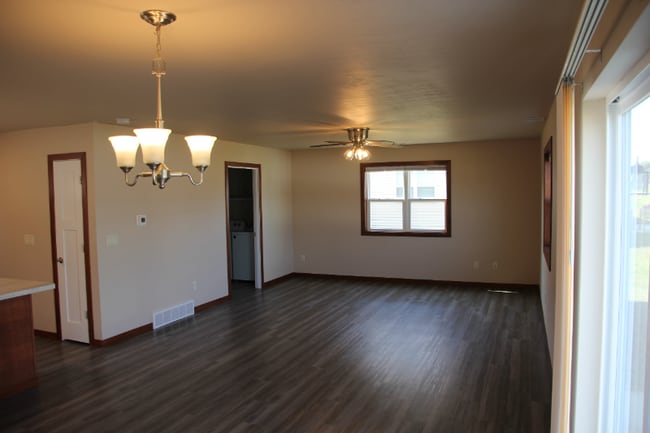 Photo - 2413 Welhouse Dr