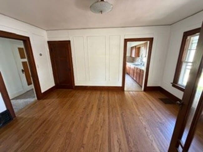 Photo - 3 Bedroom 1 BA single family in the heart ...