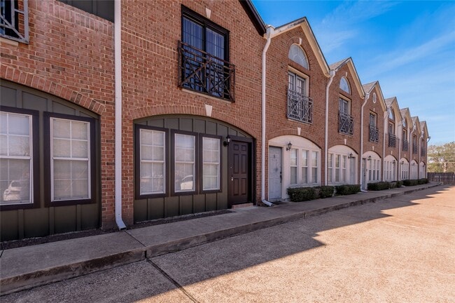 Photo - 1616 Avenue N Unit 4