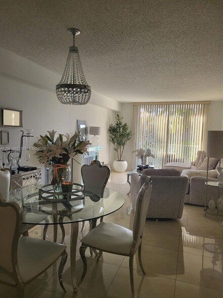 5099 NW 7th St Unit 205
