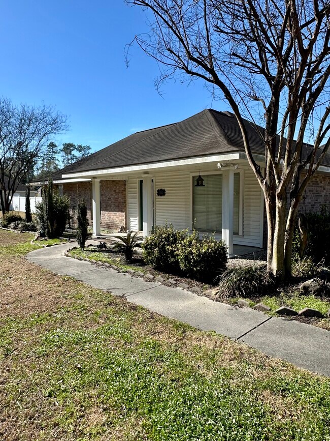 Photo - 48163 Sibley Rd