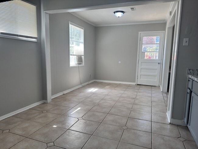 Photo - 1770 Sugarloaf St