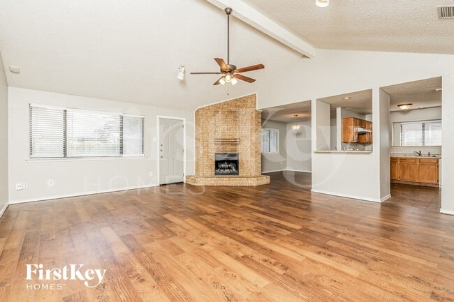 Photo - 2661 Claremont Dr