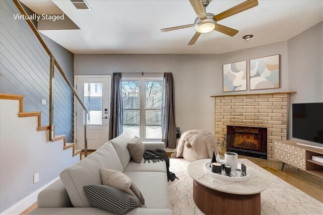 Photo - 1307 Kinney Ave Unit 162