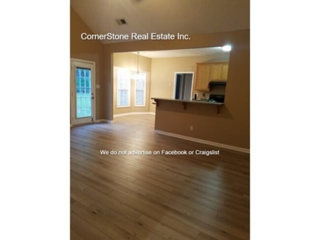 Photo - 106 Van Buren Dr