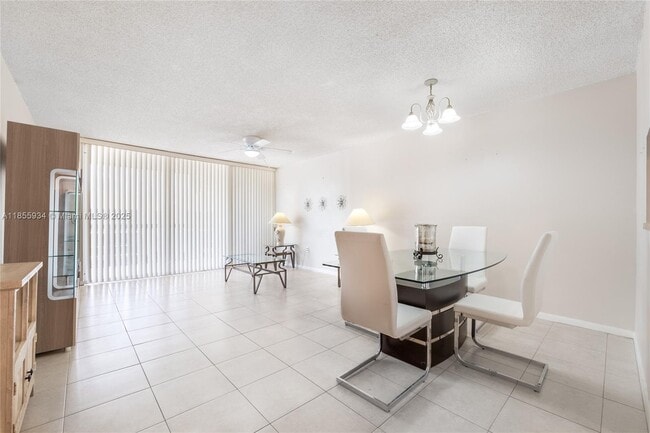 Photo - 10625 SW 112th Ave Unit 313