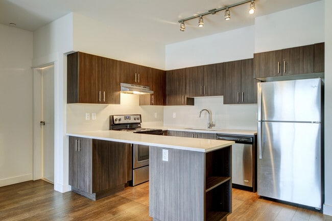 Photo - Eagle Creek Village