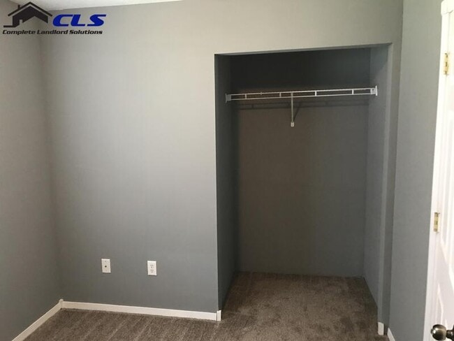 Photo - 828 N 12th St