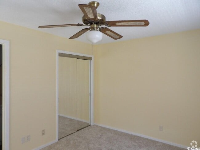 Building Photo - 4477 Little River Inn Ln Rental