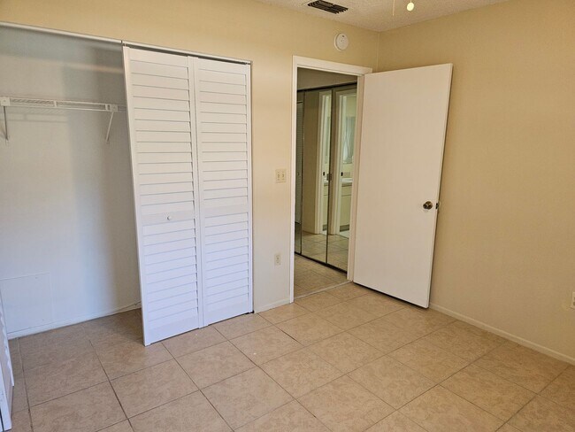 Photo - Quiet hideaway