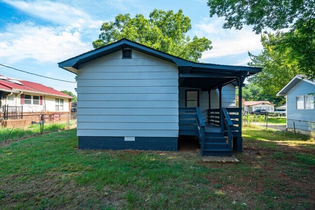 Photo - 1926 Long 12th St N