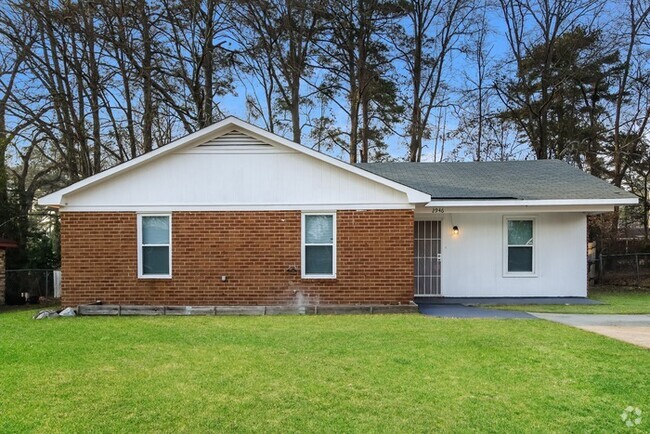 Building Photo - 2946 Dahlia Dr Rental