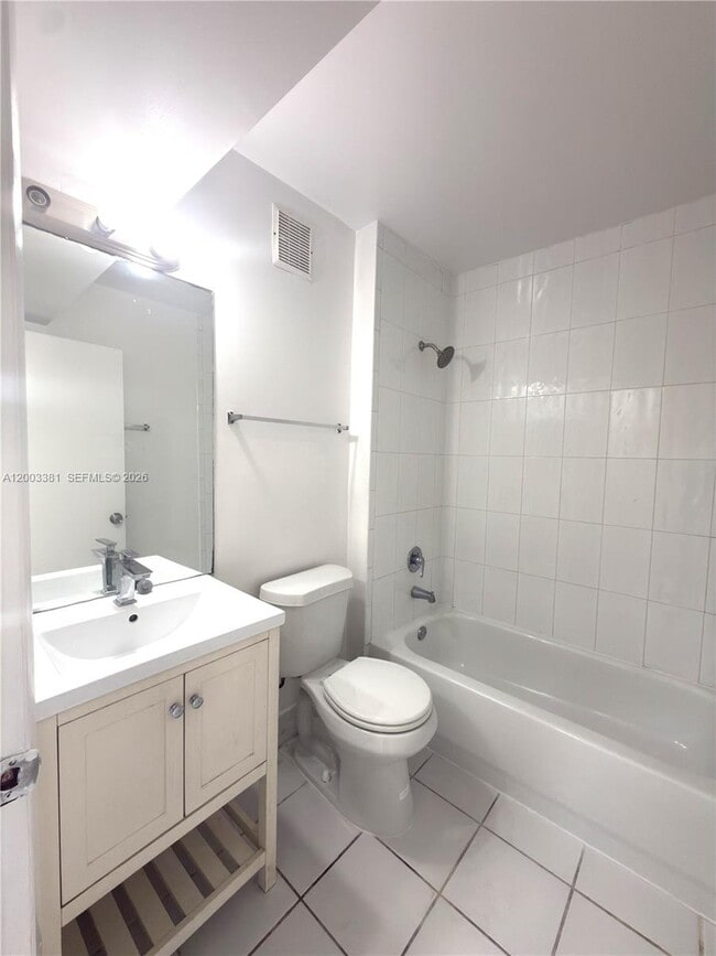 Photo - 14020 NE 3rd Ct